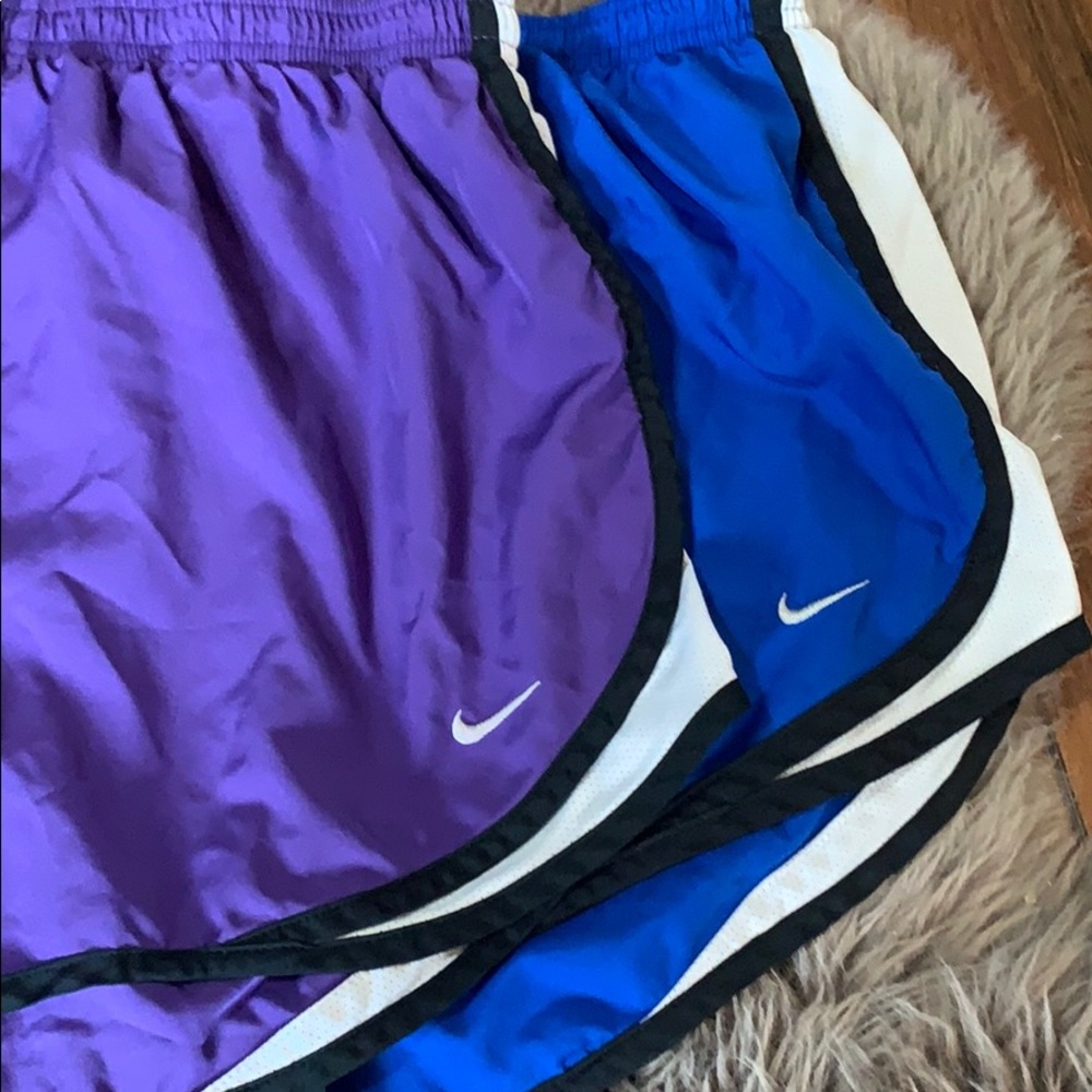 BUNDLE NIKE DRI FIT SHORTS SIZE MEDIUM